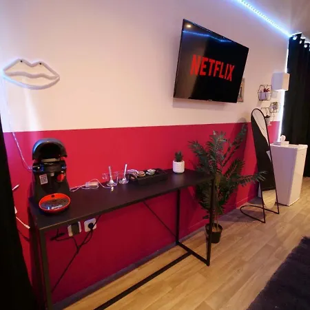 Appartamento Romantica Balnéo - Olympe Suites&spa Lille, Croix, Roubaix *