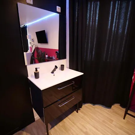 Romantica Balnéo - Olympe Suites&spa Lille, Croix, Roubaix Croix